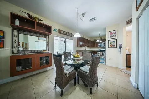 3076 SE 4th Court Homestead FL 33033
