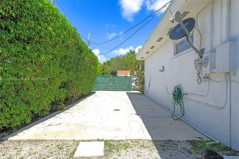 195 NW 103rd Street Miami Shores FL 33150