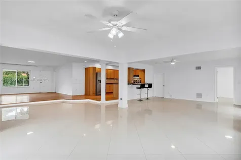 195 NW 103rd Street Miami Shores FL 33150