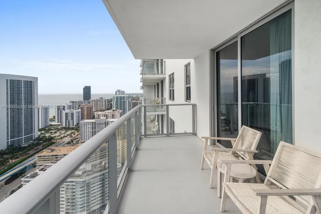 4010 S Ocean Drive Hollywood FL 33019