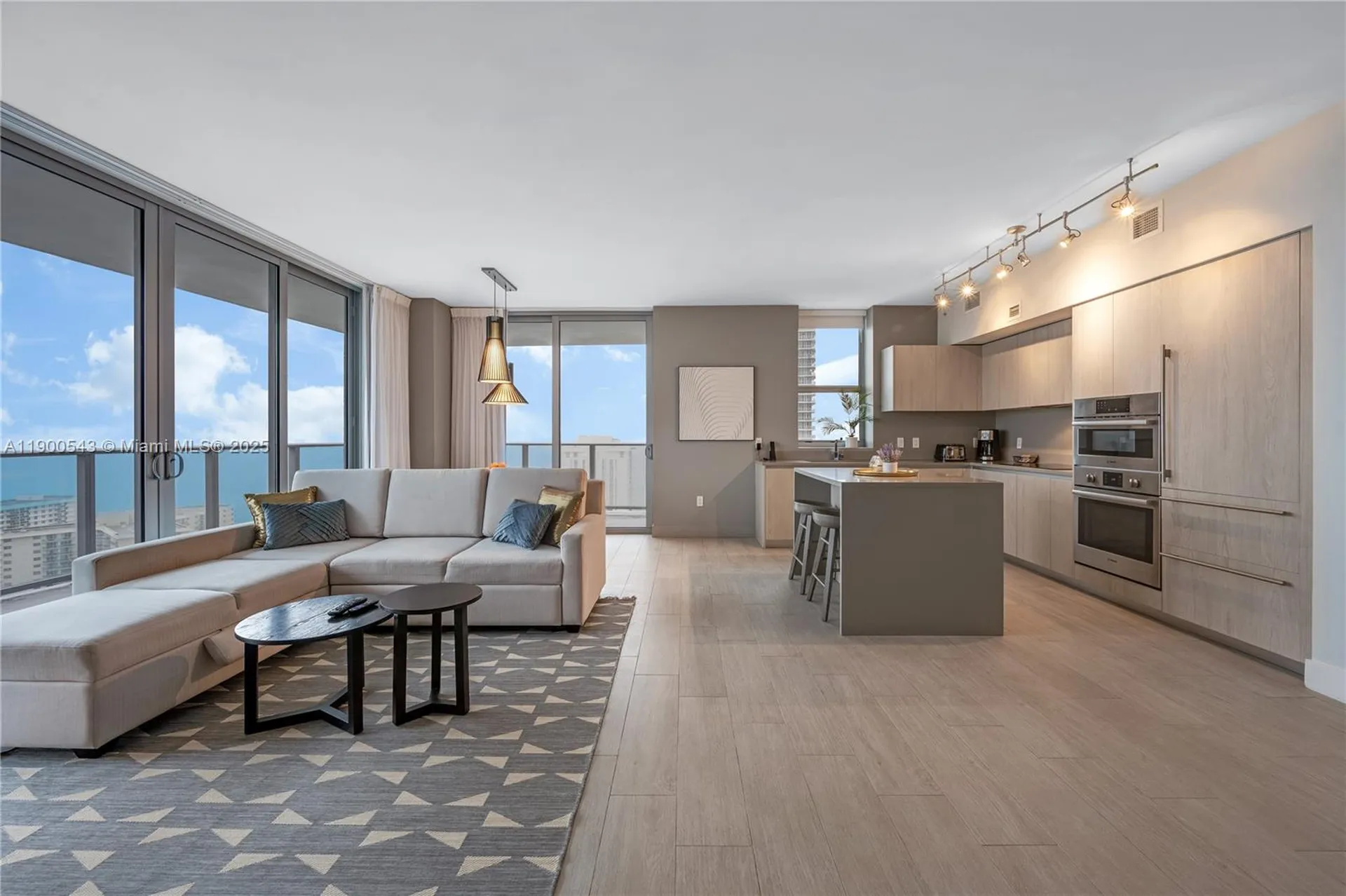 4010 S Ocean Drive Hollywood FL 33019
