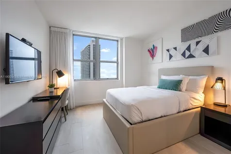 4010 S Ocean Drive Hollywood FL 33019