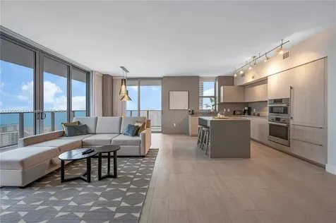 4010 S Ocean Drive Hollywood FL 33019