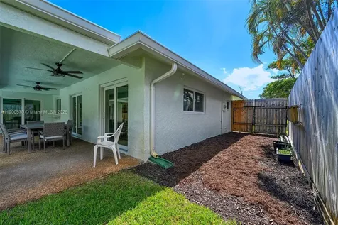 635 NE 15th Place Boynton Beach FL 33435