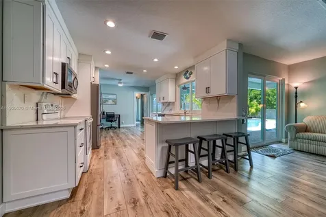 635 NE 15th Place Boynton Beach FL 33435