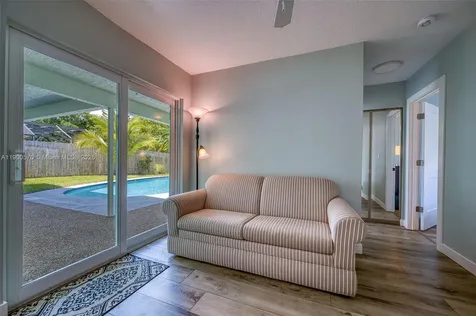 635 NE 15th Place Boynton Beach FL 33435