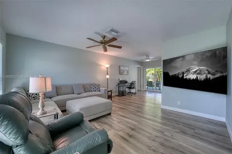 635 NE 15th Place Boynton Beach FL 33435