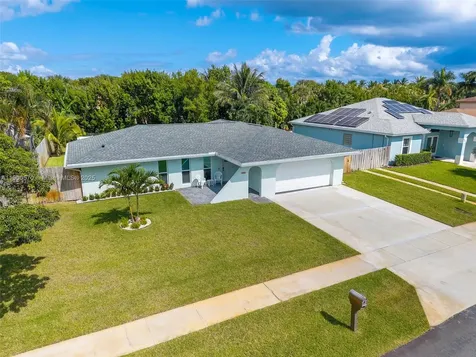 635 NE 15th Place Boynton Beach FL 33435