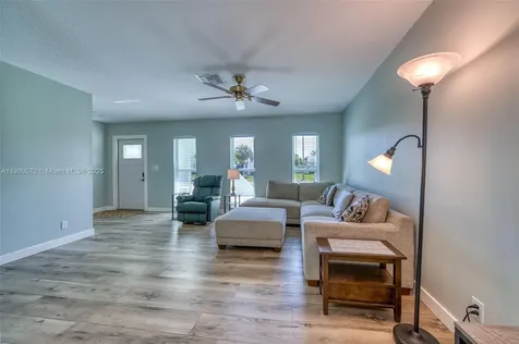 635 NE 15th Place Boynton Beach FL 33435