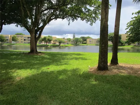 5940 NW 64 Th Avenue Tamarac FL 33319