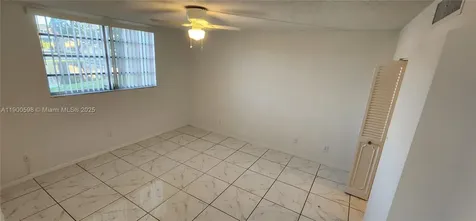 5940 NW 64 Th Avenue Tamarac FL 33319