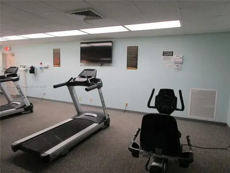 5940 NW 64 Th Avenue Tamarac FL 33319