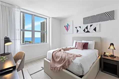 4010 S Ocean Drive Hollywood FL 33019