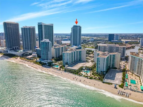 4010 S Ocean Drive Hollywood FL 33019