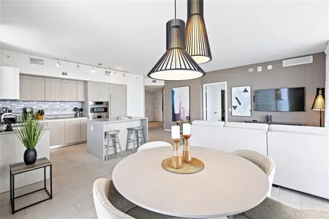 4010 S Ocean Drive Hollywood FL 33019