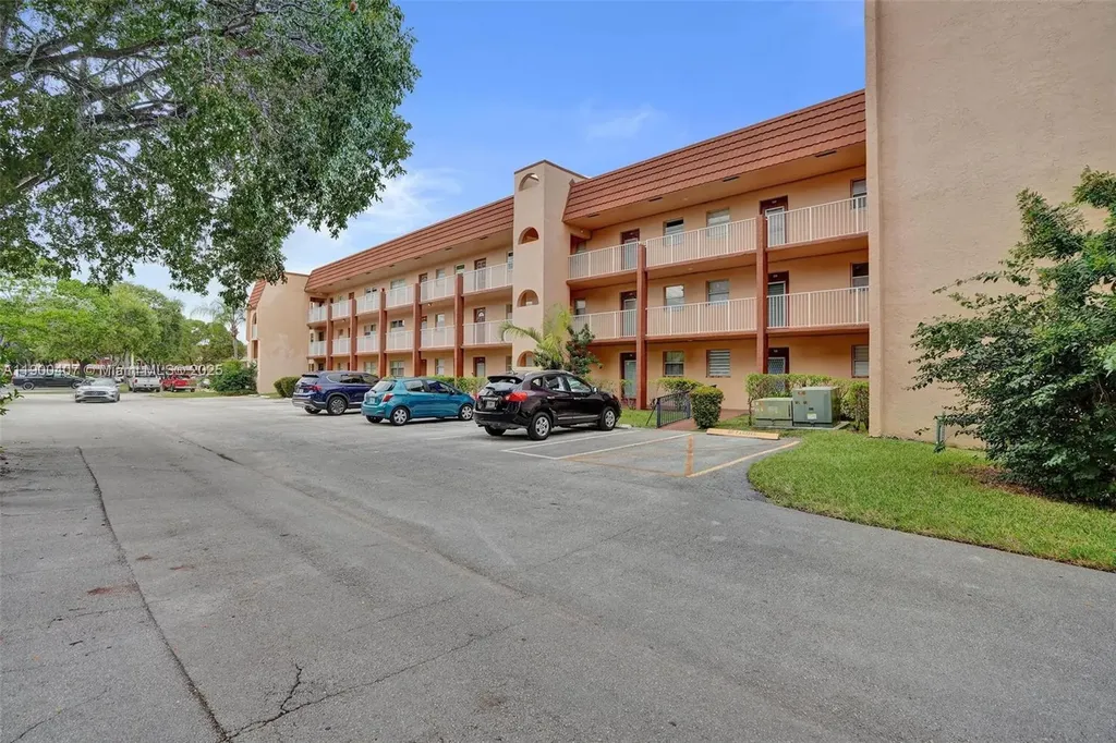 2791 N Pine Island Road Sunrise FL 33322
