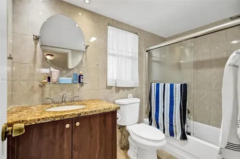 2791 N Pine Island Road Sunrise FL 33322