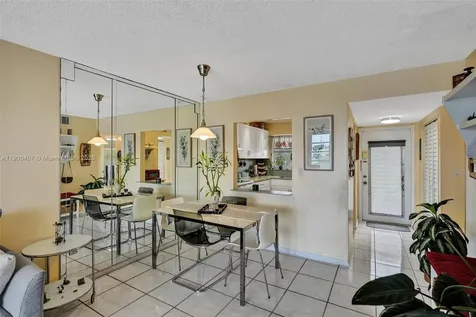 2791 N Pine Island Road Sunrise FL 33322