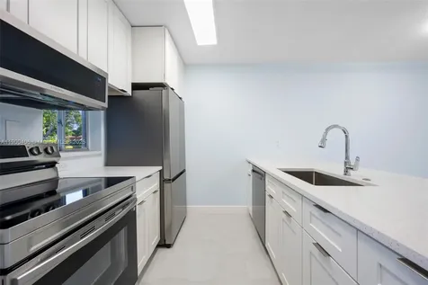 7900 NW 50th Street Lauderhill FL 33351