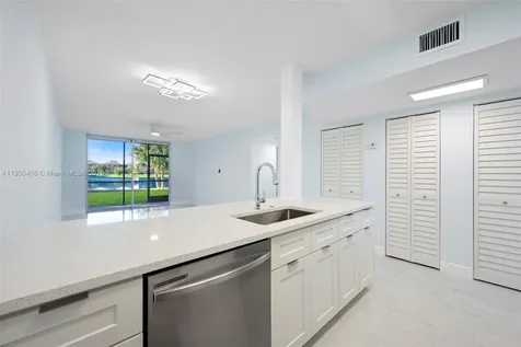 7900 NW 50th Street Lauderhill FL 33351