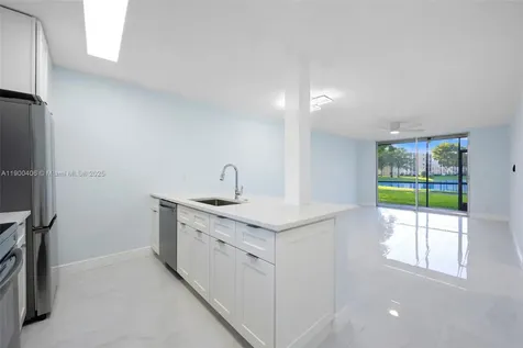 7900 NW 50th Street Lauderhill FL 33351