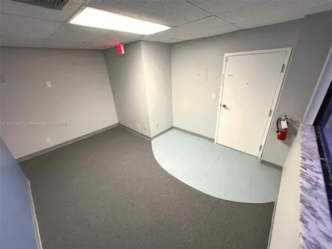 2727 E Oakland Park Boulevard Fort Lauderdale FL 33306