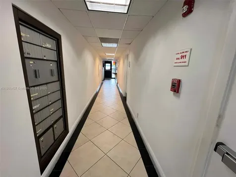 2727 E Oakland Park Boulevard Fort Lauderdale FL 33306