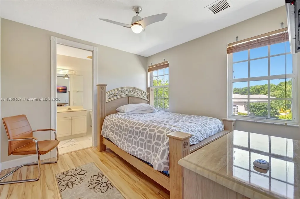 346 NW 118th Avenue Coral Springs FL 33071