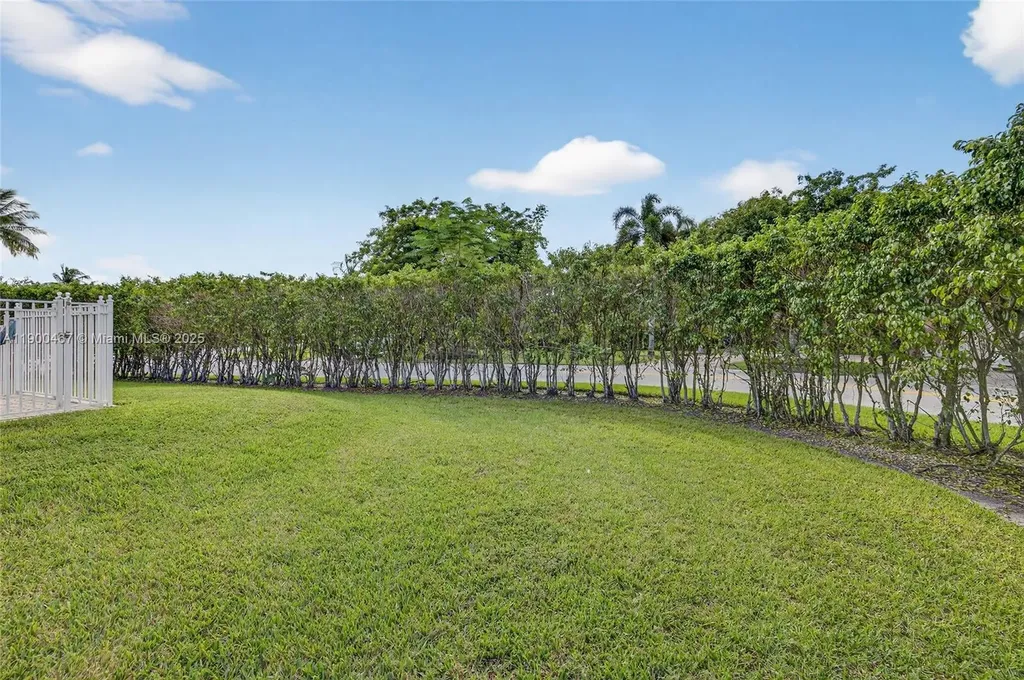 346 NW 118th Avenue Coral Springs FL 33071