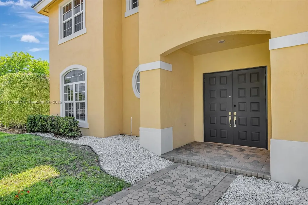 346 NW 118th Avenue Coral Springs FL 33071
