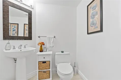 16699 Collins Avenue Sunny Isles Beach FL 33160