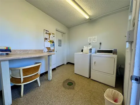 1011 Westbury F Deerfield Beach FL 33442