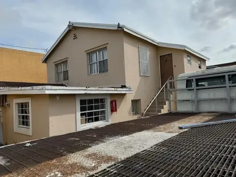 2484 NW 21st Terrace Miami FL 33142