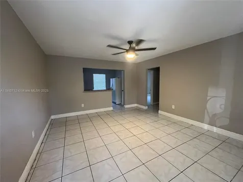 241 NW 32nd Street Miami FL 33127