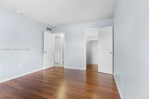 15520 SW 80th Street Miami FL 33193