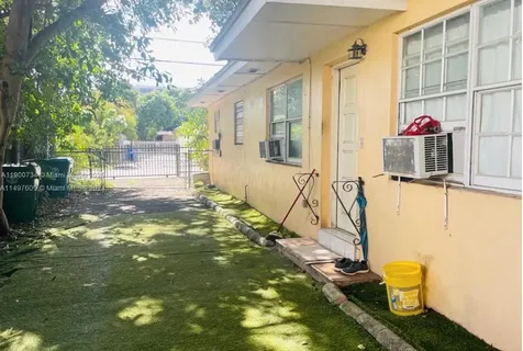241 NW 32nd Street Miami FL 33127