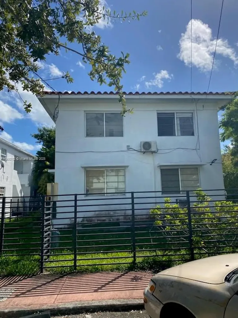 1949 Marseille Drive Miami Beach FL 33141