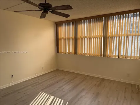 16570 NE 26th Avenue North Miami Beach FL 33160