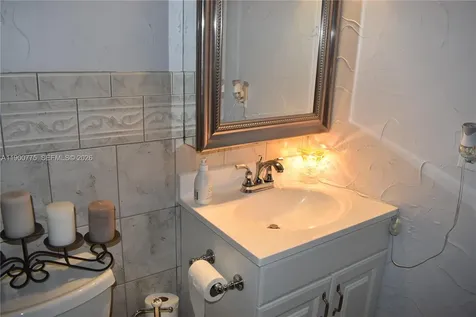 16570 NE 26th Avenue North Miami Beach FL 33160