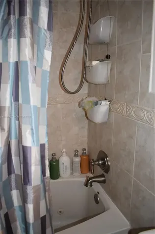 16570 NE 26th Avenue North Miami Beach FL 33160