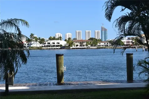 16570 NE 26th Avenue North Miami Beach FL 33160