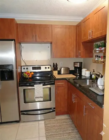 494 NW 165th Street Road Miami FL 33169
