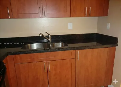 494 NW 165th Street Road Miami FL 33169