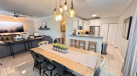 280 NE 35th Street Oakland Park FL 33334