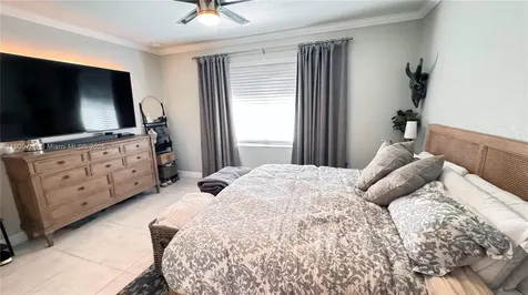 280 NE 35th Street Oakland Park FL 33334
