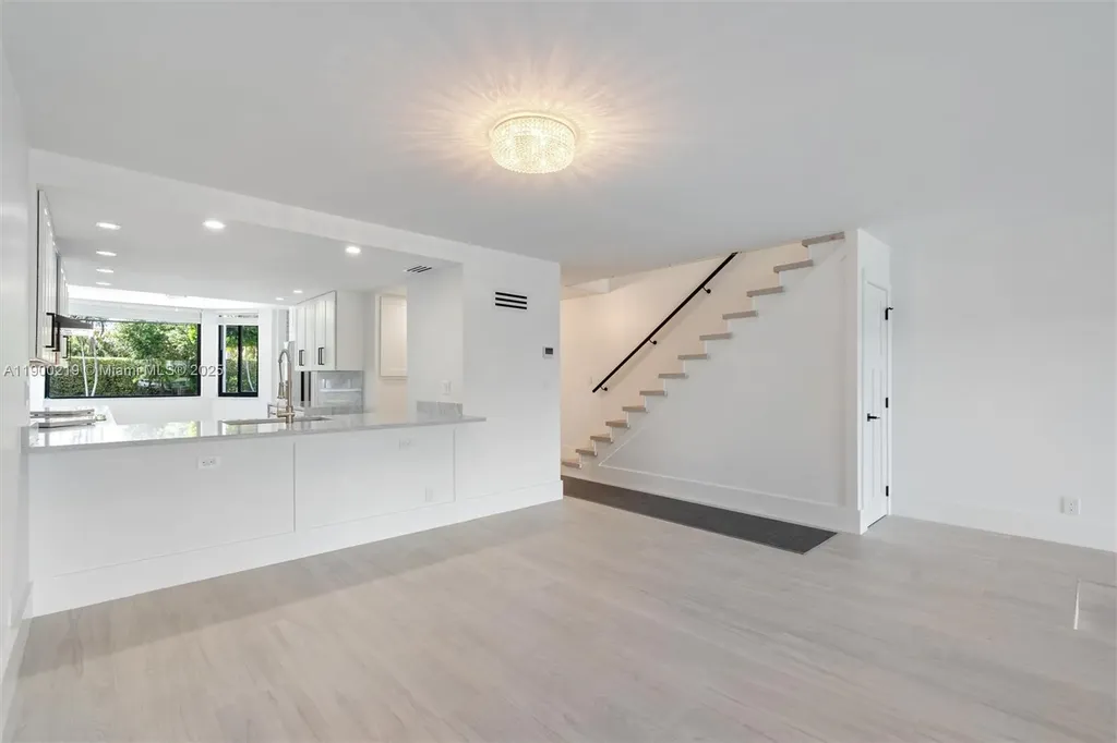 1800 S Ocean Drive Fort Lauderdale FL 33316