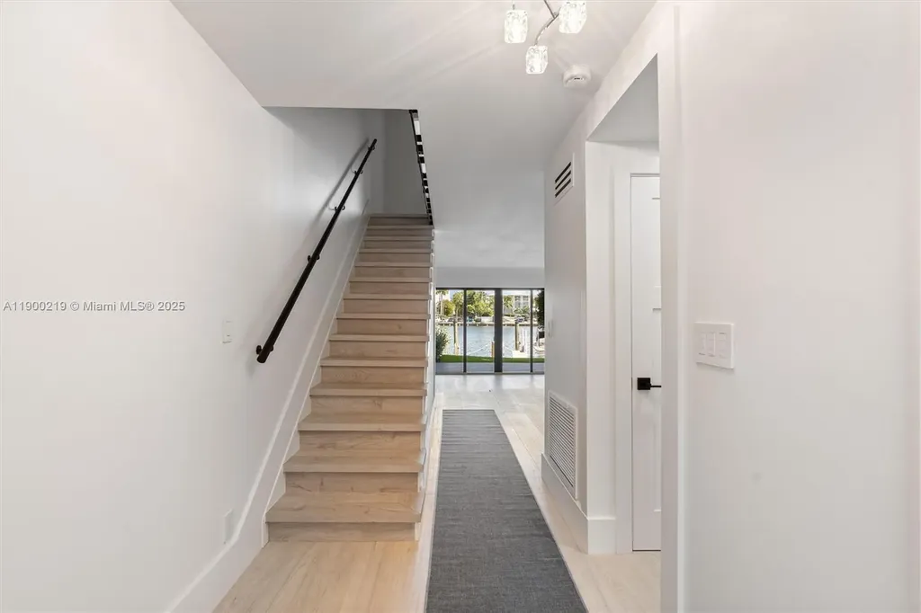 1800 S Ocean Drive Fort Lauderdale FL 33316