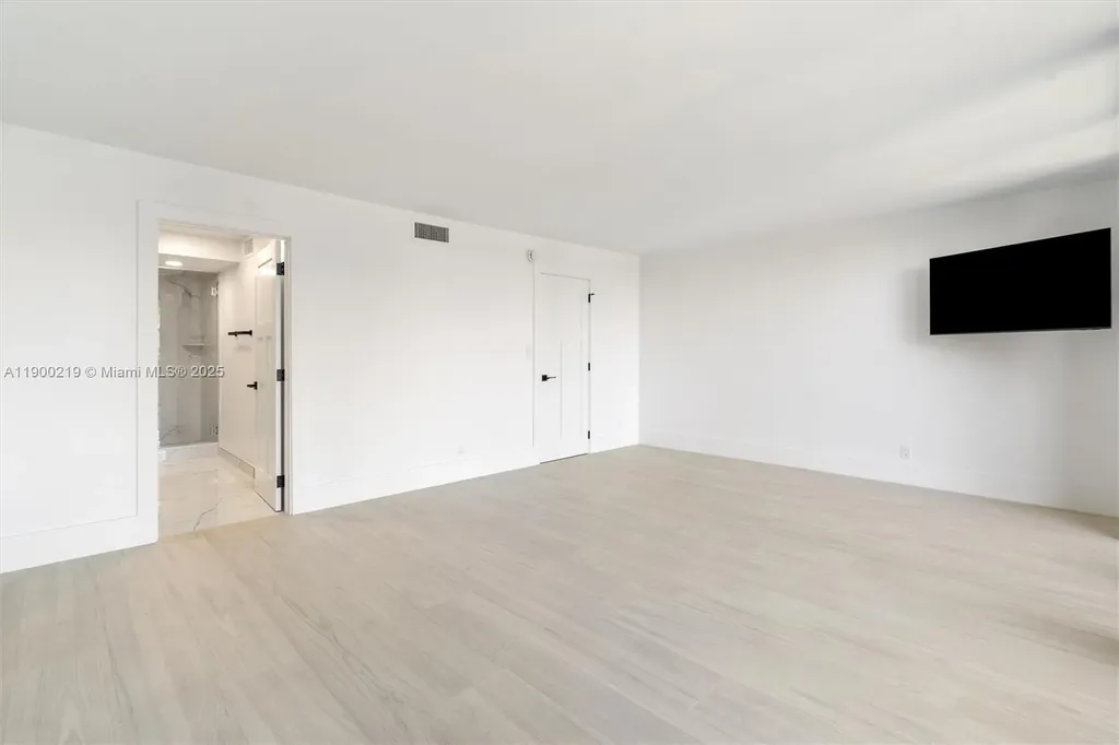 1800 S Ocean Drive Fort Lauderdale FL 33316