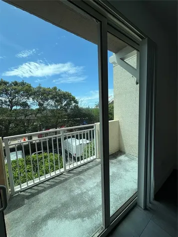 7275 SW 90th Way Miami FL 33156