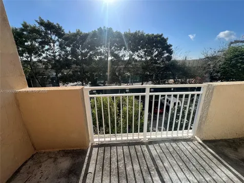 7275 SW 90th Way Miami FL 33156